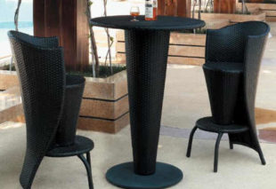 Barový set CÉZAR- barový stůl + 2 barové židle z umělého ratanu